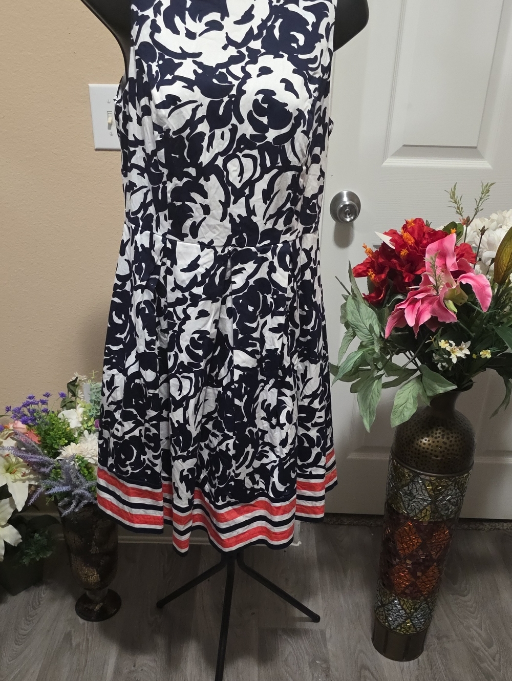 Liz Claiborne Navy and White Floral Fit-and-Flare Dress with Red Stripes